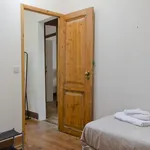 Rent 2 bedroom apartment in Lisbon