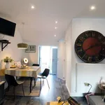 Huur 1 slaapkamer appartement van 65 m² in brussels