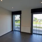 Rent 3 bedroom house of 398 m² in Eeklo