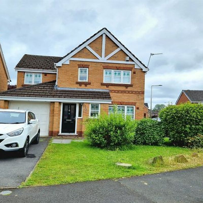 Detached house to rent in Lavington Avenue, Cheadle SK8 Cheadle Park