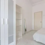 Rent a room in lisbon