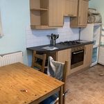 Rent 5 bedroom house in Wales