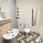 Rent 4 bedroom flat in North East England