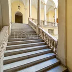 Rent 2 bedroom apartment of 93 m² in Genova