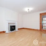 Rent 2 bedroom flat in Aberdeen