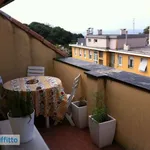 Rent 5 bedroom apartment of 75 m² in Genoa