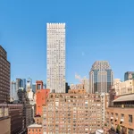 Rent 1 bedroom apartment of 72 m² in Manhattan