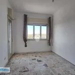 Affitto 4 camera appartamento di 110 m² in Catania