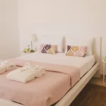 Rent 1 bedroom apartment of 80 m² in Portimão