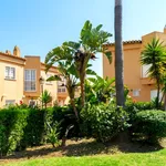 Rent 3 bedroom house of 210 m² in Marbella