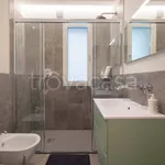 Rent 2 bedroom apartment of 55 m² in Milano