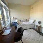 Rent 2 bedroom apartment in Richmond Hill (Langstaff)