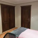 Piso en alquiler en Oviedo de 80 m2