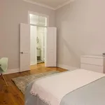 Rent a room in lisbon