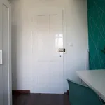 Rent 6 bedroom apartment in Lisbon