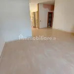 Affitto 3 camera appartamento di 105 m² in Somma Vesuviana