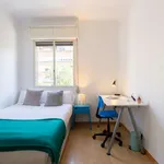 Rent a room of 93 m² in madrid