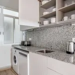 Rent 4 bedroom apartment of 76 m² in Barcelona