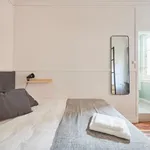 Rent 7 bedroom apartment in Lisbon