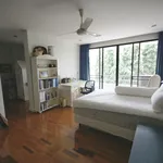 Rent 4 bedroom apartment of 400 m² in Bangkok