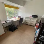 Rent 4 bedroom apartment in Wealden