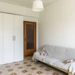 Rent a room of 98 m² in rome