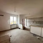 Affitto 4 camera appartamento di 100 m² in Giugliano in Campania