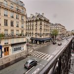 Rent 2 bedroom apartment of 600 m² in Paris