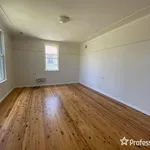 Rent 2 bedroom house of 620 m² in  Nowra NSW 2541                        