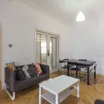 Rent a room of 200 m² in madrid