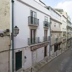 Rent a room in lisbon