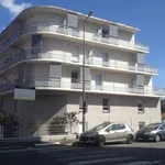 Rent 1 bedroom apartment of 25 m² in PESSAC