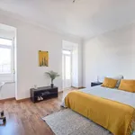 Rent a room in lisbon