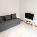 Rent 1 bedroom apartment in Porto