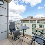 Rent 1 bedroom flat of 69 m² in London