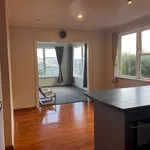 Rent 4 bedroom house in Wellington