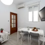 Rent a room of 64 m² in madrid