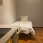 Rent a room in lisbon