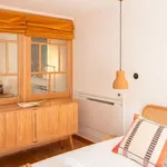 Rent 1 bedroom apartment of 65 m² in Lisbon