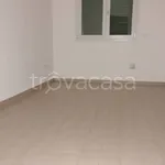 Rent 4 bedroom apartment of 75 m² in Rovigo