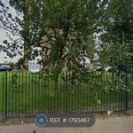 Rent 2 bedroom flat in Salford