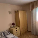 Rent a room of 100 m² in madrid