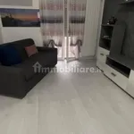 Rent 4 bedroom house of 90 m² in Taranto