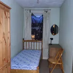 Rent 4 bedroom house of 121 m² in Reading