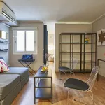 Rent 2 bedroom apartment of 35 m² in Barcelona