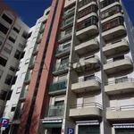 Rent 2 bedroom apartment of 100 m² in Amadora