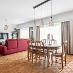 Huur 1 slaapkamer appartement van 145 m² in Kortrijk