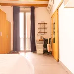 Rent 2 bedroom apartment of 50 m² in Barcelona