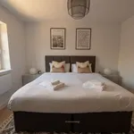 Rent 2 bedroom apartment in Wales