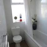 Rent 3 bedroom house in East Midlands